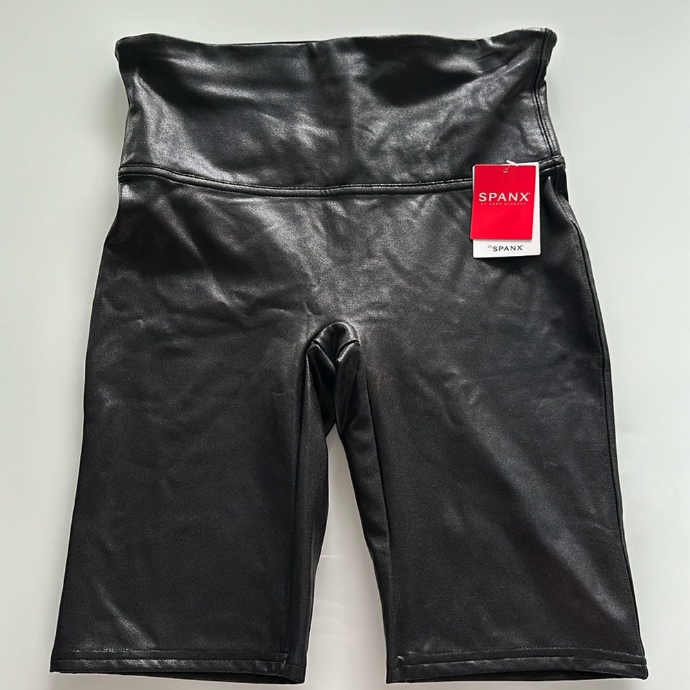 SPANX Black Bike Shorts NWT